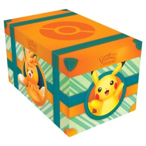 Pokémon 2024 Spring Collector’s Chest – Paldea Adventure: 6 Boosters, 7 Promo Kort & Mini-Album